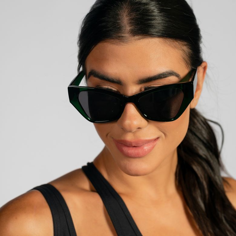 Gatinho Verde Sunglasses Kit + Green Case OC019